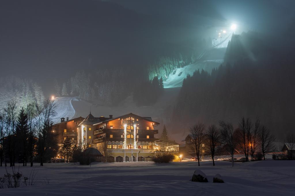 Hotel Zum Jungen Romer Radstadt Exterior foto